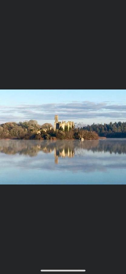Lough Key Luxury Riverfront Apartment Cootehall Exterior foto